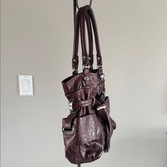 b. Makowsky Brown Shoulder Bag - Picture 4 of 10